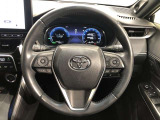ハンドルは車を運転する上で、ずっと握っている重要なパーツです。手にフィットする物がいいですよね♪