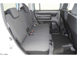 当店は全車『ロングラン保証』付!(1年間、距離無制限 HV車はHV保証付) 別途延長保証もご用意しております♪ ぜひ現車を確認にご来店ください