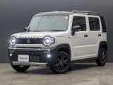 人気の軽クロスオーバーSUV「ハスラー」が入荷!ルーフレールや特別仕様のフロントグリルを備えた、アクティブ感あふれるお洒落な2トーンカラーの一台です。