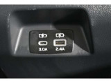 リアもUSB電源があります