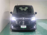 明度の高いLEDヘッドライトで、夜間の運転も安心です。