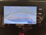 バックカメラ付きです。モニターでリヤが確認できるので安心ですね!