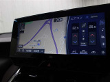 SDナビ+JBLプレミアムサウンドシステム!高精細12.3型TFTワイドタッチディスプレイを搭載。フルセグTVに対応、USB/AUX端子も装着です。(T‐Connectは別途有料)