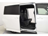 当店は全車『ロングラン保証』付!(1年間、距離無制限 HV車はHV保証付) 別途延長保証もご用意しております♪ ぜひ現車を確認にご来店ください