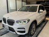 BMWのお車は、走行の安定性とコーナリングの良さを追求し、思い通りにハンドルの操作可能です。試乗車もご用意しておりますので、ぜひ&ldquo;駆け抜ける歓びをご体感ください!