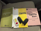 お車の操作方法でお困りの時は取扱説明書を是非ご覧ください。 初めてお乗りの際は是非ご一読をお願いいたします。