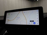 コネクティッドPlusナビ+JBLプレミアムサウンドシステム!12.3型ディスプレイオーディオを搭載。フルセグTV、AM/FM(ワイドFM対応)、Bluetooth/USB端子に対応しています。