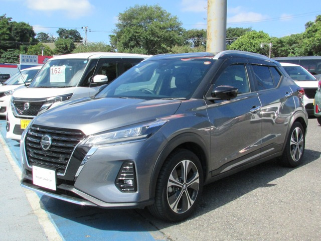 キックス  1.2 X FOUR (e-POWER) 4WD