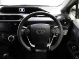 各操作スイッチなどもハンドルから手を放すことなく操作可能で安全運転に支援いたします!