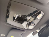 エアバッグが展開するような深刻な事故が発生した際、車両からコール・センターへ自動的にSOSコールを発信します。ドライバーが事故の衝撃で意識を失っている場合でも、的確かつスピーディな救急対応が可能です!