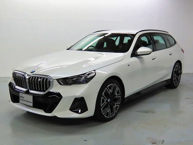 5シリーズツーリング 523d xドライブ Mスポーツ 4WD 