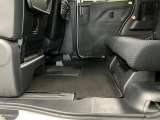 足元は広々♪しっかり内装ルームクリーニングを実施しています。車に自信があるからこそ、是非一度ご来店頂き見てもらえると幸いです。