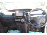 運転席から見た俯瞰図です!ドライバーが操作しやすいよう配置されています♪
