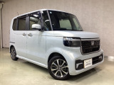 指定工場併設で末永く品質を保ちます。12ヶ月点検や車検はもちろんのこと、国家資格整備士によるお車のアドバイスも致します。