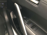 運転席からの操作で空気の入れ替えができて快適な室内空間へ☆
