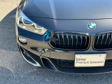 また、BMW正規認定中古車は、エマージェンシーサービスが自動付帯。24時間365日、皆様のカーライフをサポート致します。確かな安心のうえで、「駆けぬける歓び」をご堪能ください。