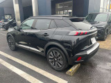 お忙しく実車確認できないお客様にも安心してご購入頂けるクオリティを目指しております。全国のディーラーで保証が受けられます。