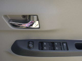 ☆新車時の清潔感が保たれたインテリア☆ハンドルや各部シートもサラサラで気持ちよくお乗りいただけます☆女性1オーナー車ですのでタバコ臭はもちろん、香水の残り香等も一切ございません☆
