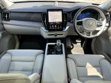 XC90 ウルトラ T8 AWD プラグインハイブリッド 4WD 