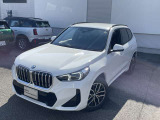 ご納車前には、BMWを熟知したメカニックによる100項目の点検・整備を行います。不具合箇所、交換時期に達している部品に関しましては、全て当社負担で交換してからのご納車となります。