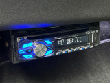 フリップダウンモニターに接続できるDVDプレイヤーを装備