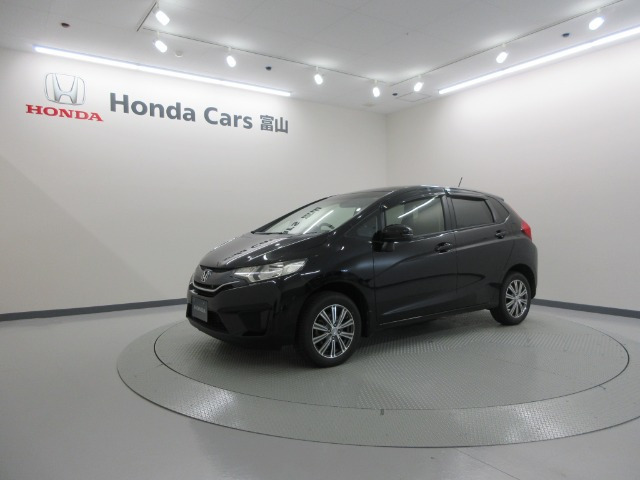 フィット 1.3 13G Fパッケージ 4WD 