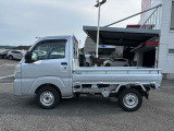 当店のお車をご覧いただきましてありがとうございます。お車についてのご質問やお見積りのご依頼、ご購入にあたってのご相談などお気軽にお問い合わせ下さい!