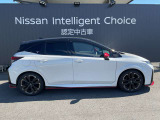 日産カーライフ保険『ニカホ』は、当社で自動車保険へご加入いただいた方にしか付かない『3つの特典』がございます。詳しくは営業部員へお尋ね下さい。