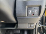 運転席からスイッチ1つでスライドドアを操作でき、荷物を持った方やお子様お年寄りの乗降りがとても楽になります♪