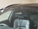 衝突被害軽減ブレーキ搭載。前方の歩行者や車両を検知し、衝突の回避や衝突被害の軽減をサポートしてくれます。