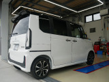 販売はお客様とのお付き合いのスタートです。販売後も、定期メンテナンス・車検・各種取付など何でもお気軽にご相談ください。