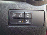 【安全装備も充実】車線逸脱警報システム。バック時の障害物を検知し知らせるパーキングセンサー付きです。