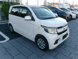 広々とした車内空間に優れた燃費性能。更にデザインも上質で人気のお車です!