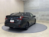 全車1年間の走行距離無制限のロングラン保証付きです。また、さらに安心をお求めの方には1年〜2年の保証延長ができる「ロングラン&alpha;保証」(有償)もお選びいただけます。