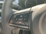 ハンドルの左側にはプロパイロットシステムのスイッチが付いているので、高速道路の運転が楽になりますよ!左側のオーディオ操作のスイッチにて音量調整等をナビを直接触ることなく操作ができます。