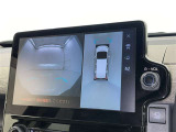 【フロントカメラ】運転席に座った状態で死角になりやすいクルマの前の様子まで確認でき安全ですね♪