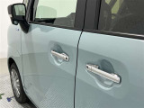 1,2列目はワンタッチで楽にお車の開け閉めが可能です!