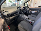 当店は自動車保険も取り扱っております。お車に合わせたプラン、万が一の時のと対応など、メリットはたくさんございます。お気軽にお問合せください。