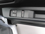 さまざまなシーンでドアの開閉を快適にする便利な機能を搭載!