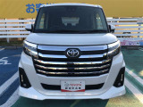 「フロントマスク」です。車の印象を決めるのは【顔】。この車の顔つきは、きっとあなたにピッタリ!?