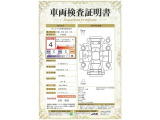 【4】キズ、へこみは少なく、全体的に良好な状態です。弊社では、全車両に対して「認定車両検査員」がクルマの状態をくまなく検査し、修復歴はもちろん、わずかなキズも正確にお伝えします。