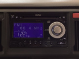 純正CD・USBコンポにはCD再生のほかに、AUX入力端子・USB端子がついてますので外部入力から音楽などを楽しめます。