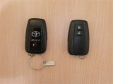 中古車としてスマートキーが2個あるのは重要なチェックポイント!「イモビライザー」内蔵のスマートキーは便利なのですメカニカルキーと比べて高価なのです。