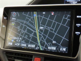 トヨタ純正10インチSDナビNSZN-Z66Tを装備しております。