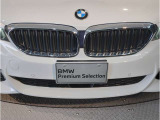 【キドニーグリル】BMWは約90年もの間、ほぼ全ての車両にひと目でBMWだと分かるこの特徴的なフロントグリルが備えられ、デザイン・アイコンとして親しまれてきました。