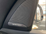 ハーマンカードン社製スピーカーシステム搭載。