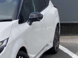 ウィンカードアミラー☆ライトの点滅で対向車、歩行者などに曲がることを知らせることができるので安心・安全につながりますね♪