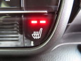 シートヒーター装備車両♪♪寒い冬はもちろん♪肌寒い春先・秋口まで活躍してくれるあると嬉しい装備です♪♪