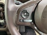 ステアリングにオーディオ操作スイッチが付いています。オーディオ画面に直接タッチしなくても操作が出来ますので、運転に集中できます。