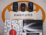 スマートキー&エンジンスターター付。取扱説明書とメンテナンスノートもあります☆品質評価シート付いてます!トヨタ認定中古車ライト!!